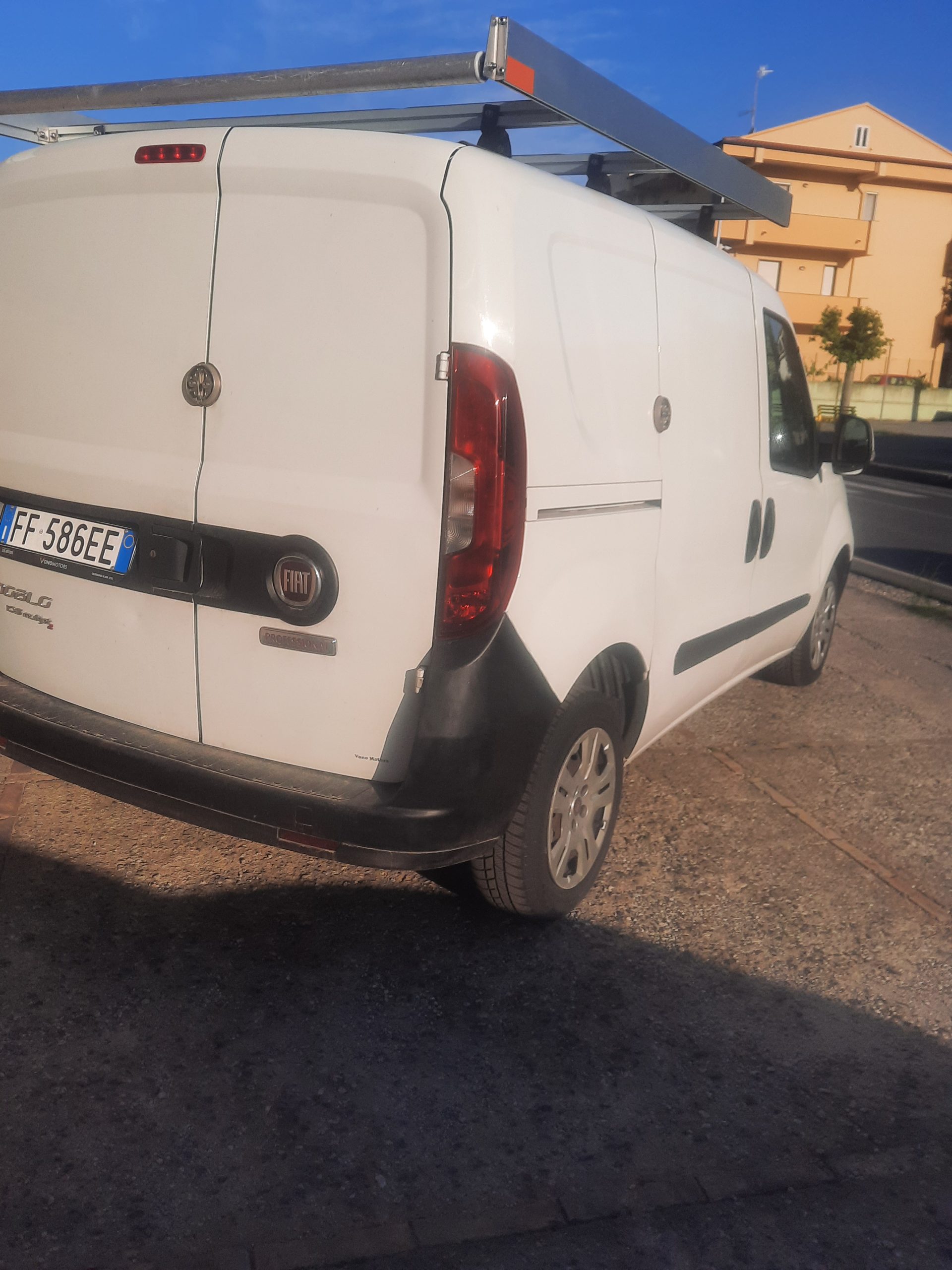 Fiat Doblo 1.6 mjt 105 cv